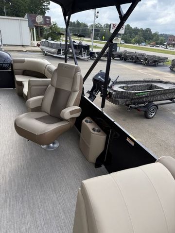 2026 Veranda VR22RC Tri-Toon - 10