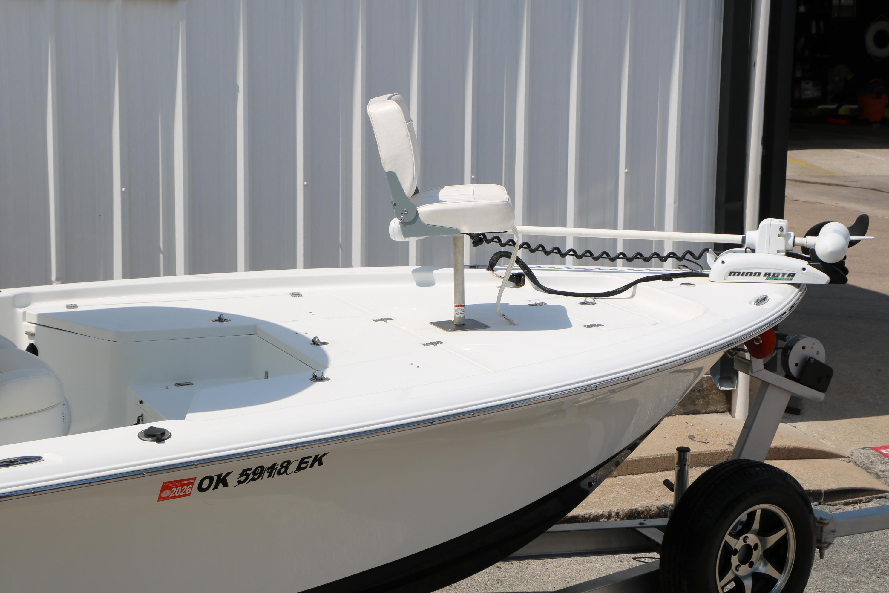 2015 Sea Hunt BX 22 BR boat on trailer, featuring Minn Kota trolling motor.