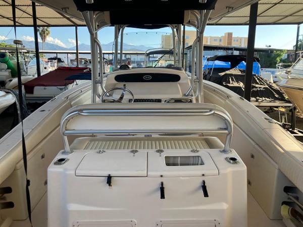 2006 Grady-White Bimini 306 boat interior with helm and seating area.