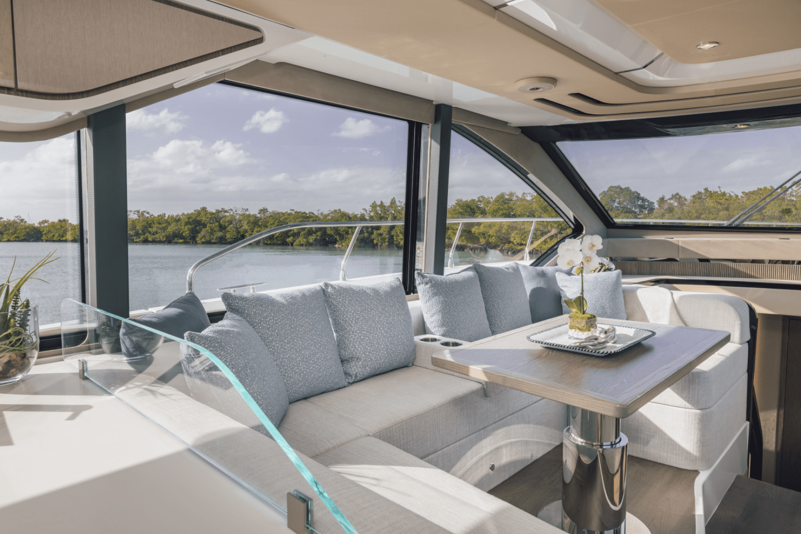 2027 Cruisers Yachts 57 FLY - Image 59