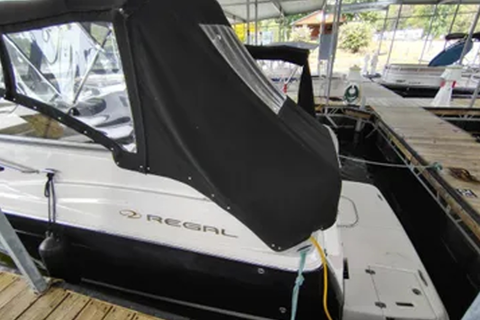2008 Regal 2565 Window Express - Image 7