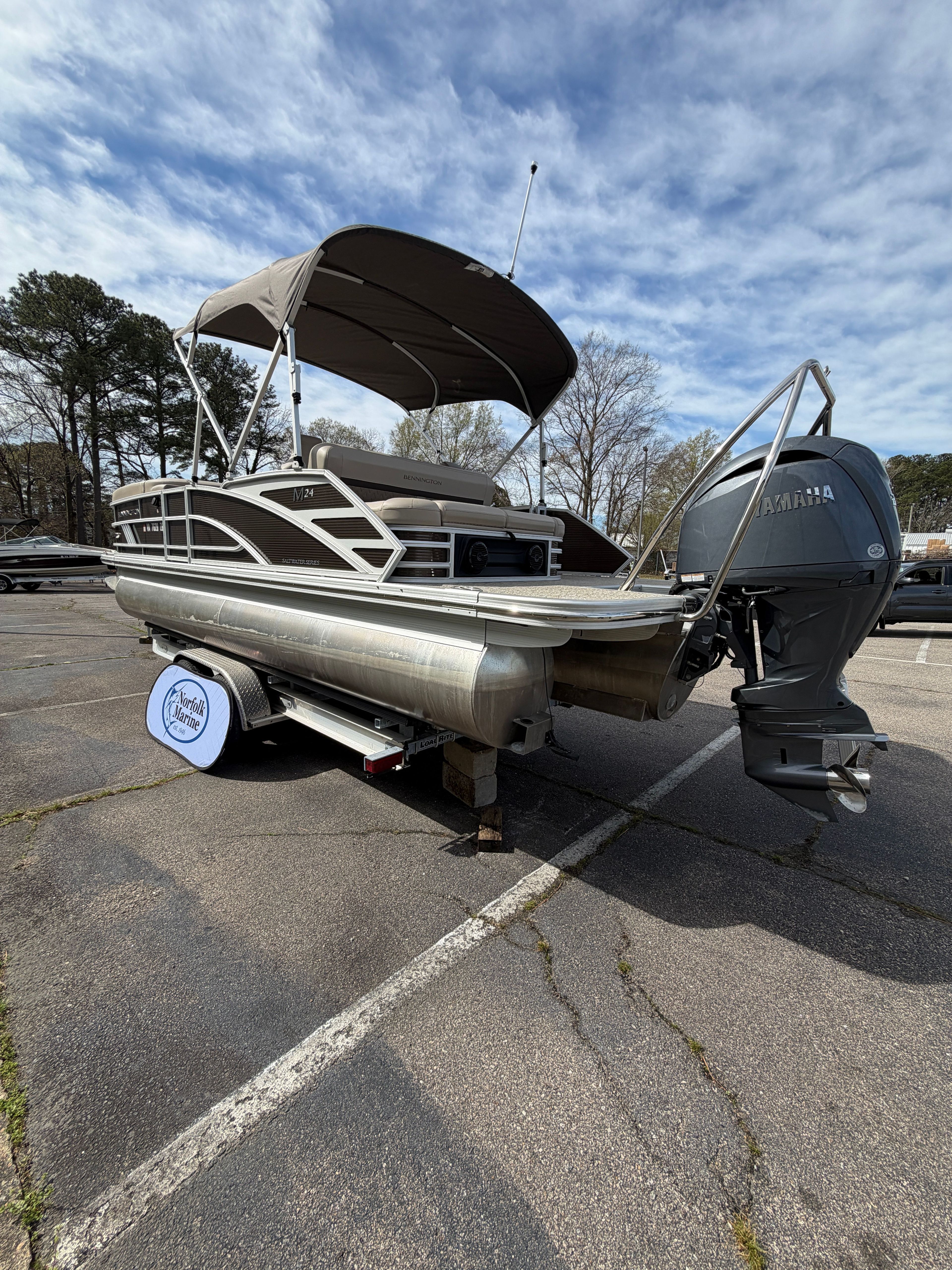 2025 BENNINGTON 24 MSB - Image 6