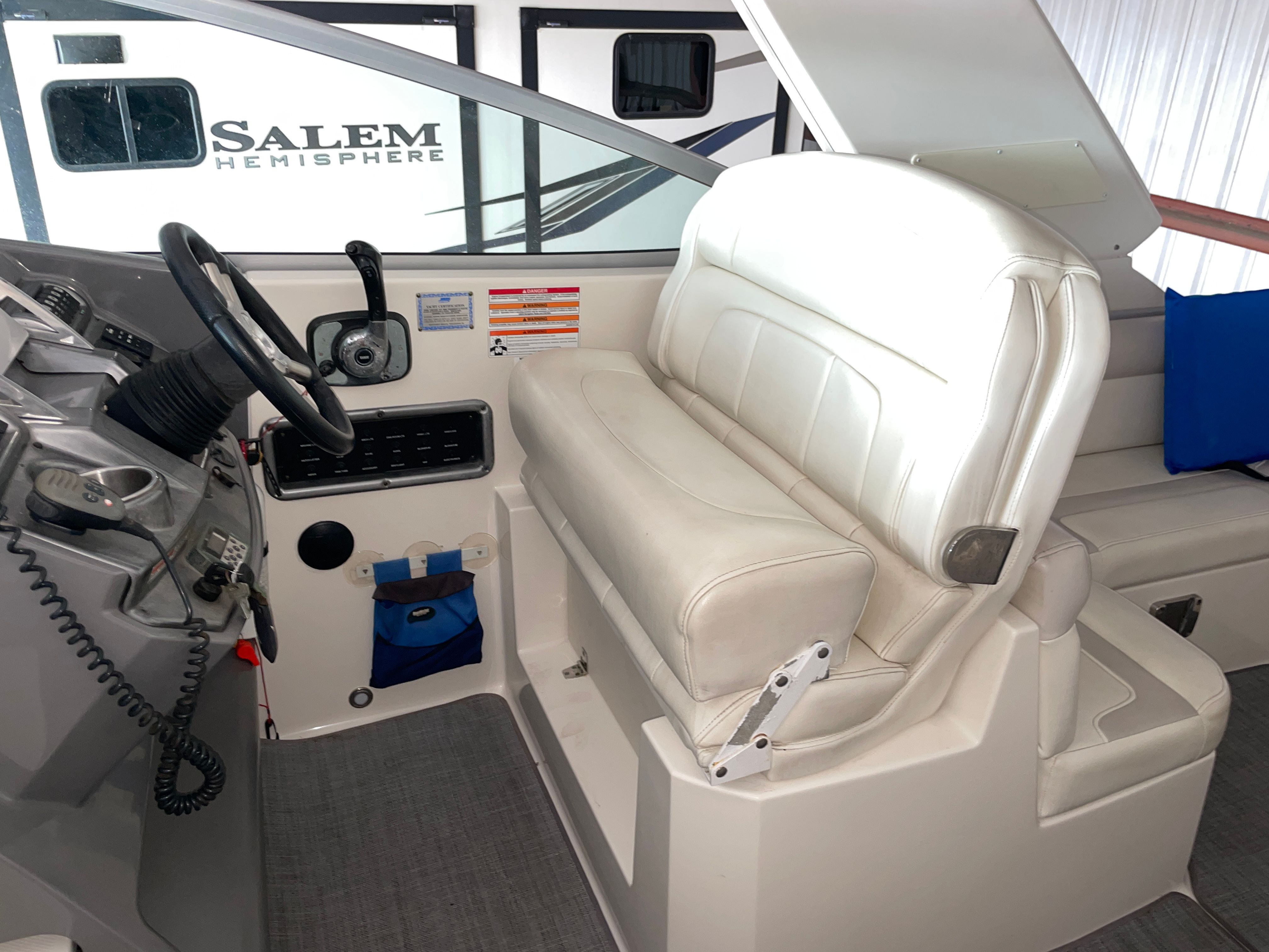 2010 Monterey 280 SCR - 25