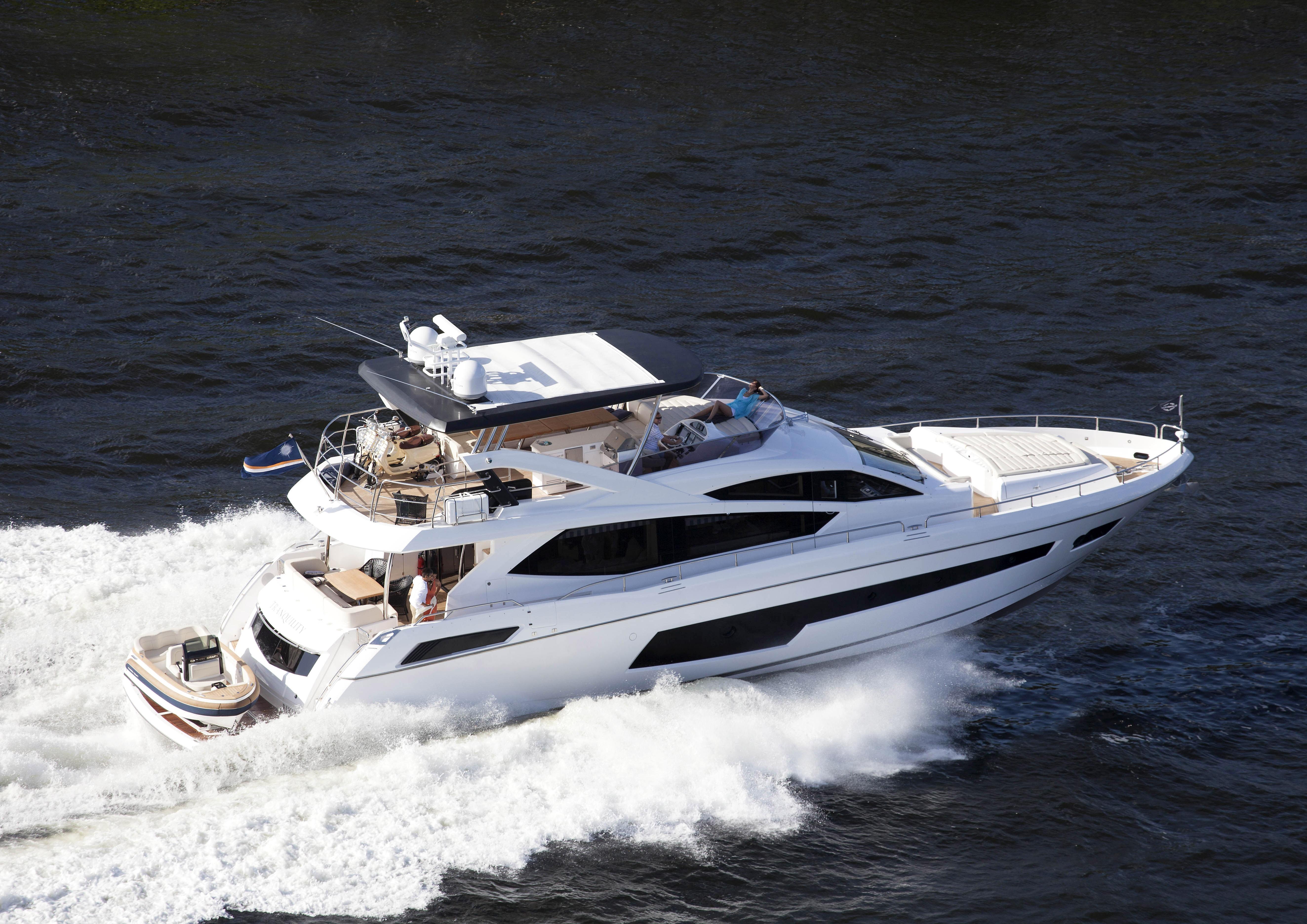 2015 Sunseeker 75 Yacht