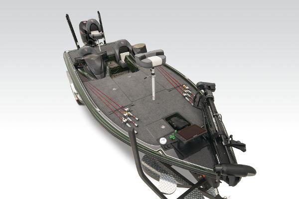 2026 Triton 20XP Patriot - 10
