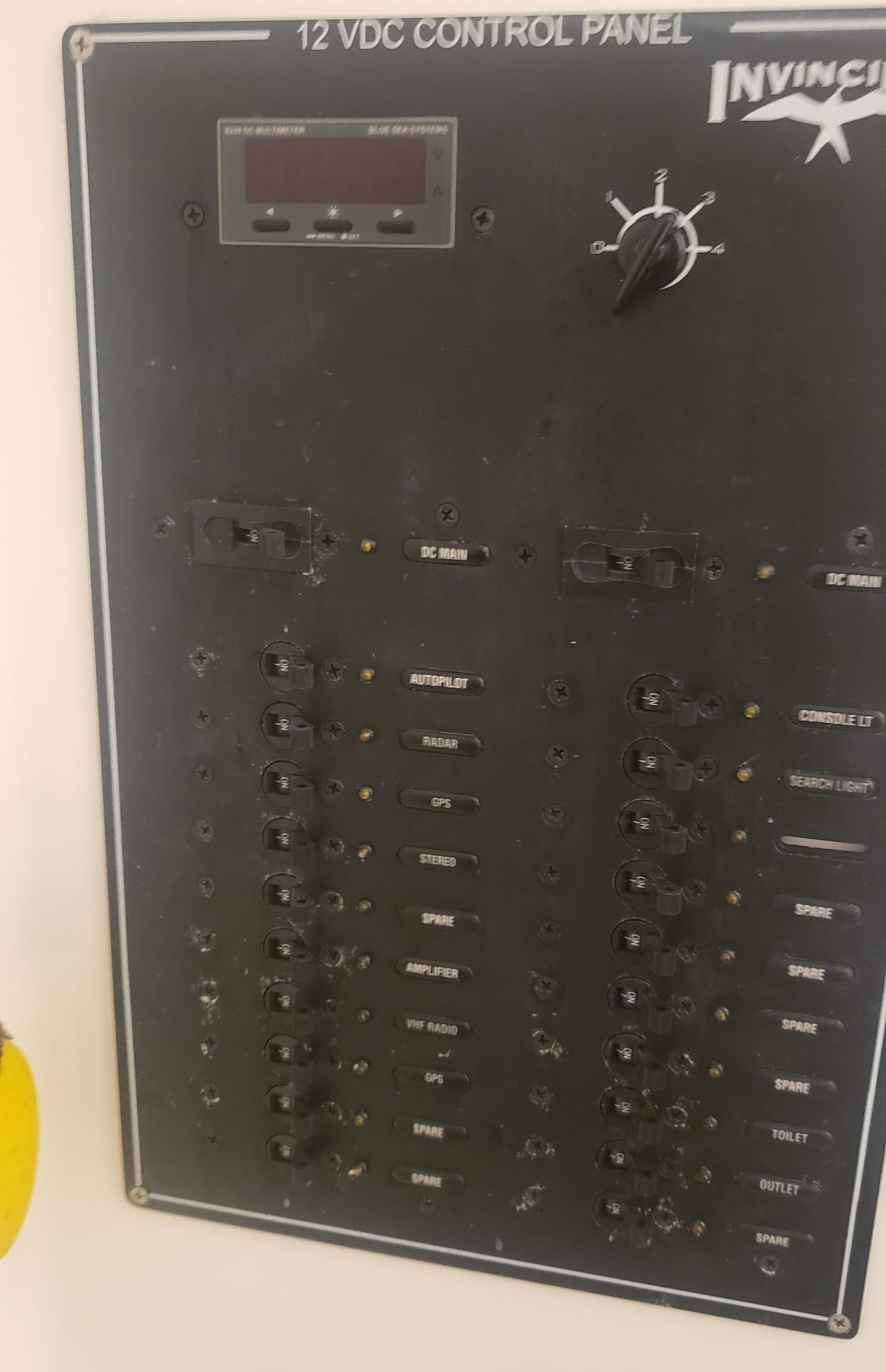 12 VDC control panel on 2017 Invincible 33 Open Fisherman boat.