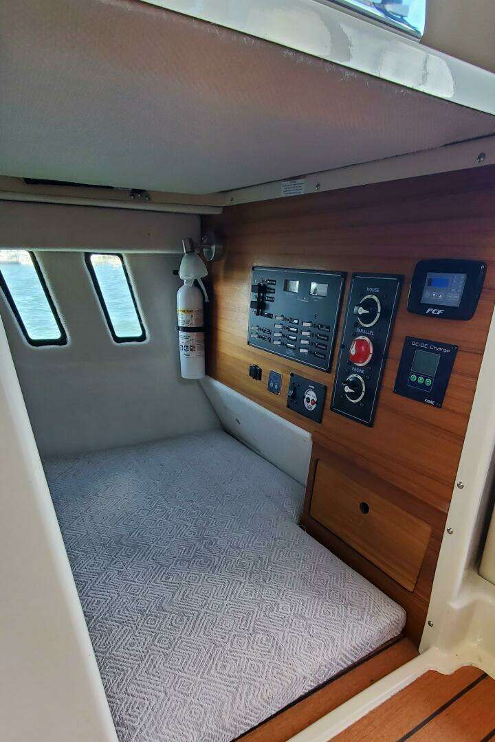 2024 Ranger Tugs R-27 LE - Image 22