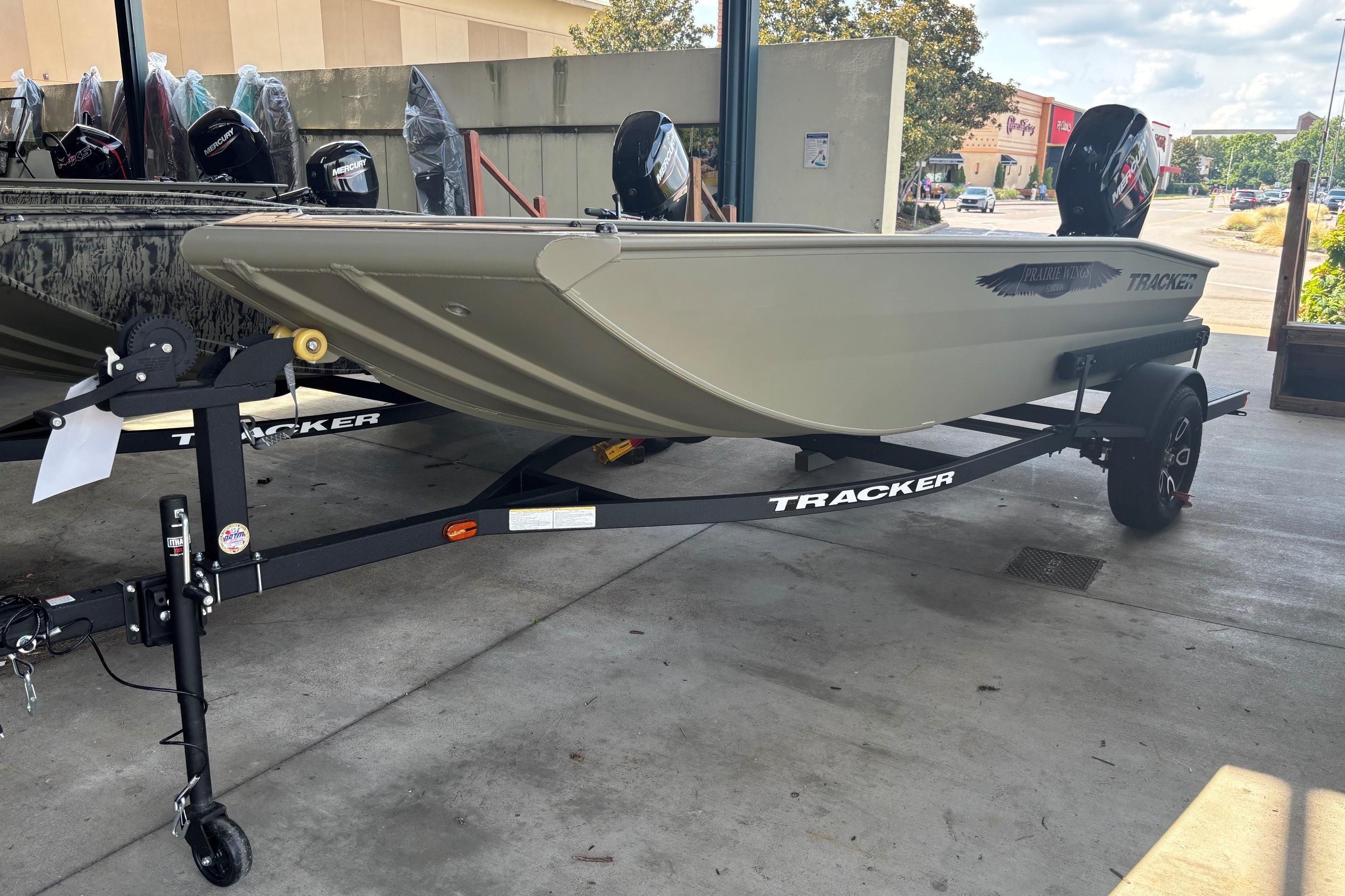 2026 Tracker Grizzly 1650 T Prairie Wings Edition
