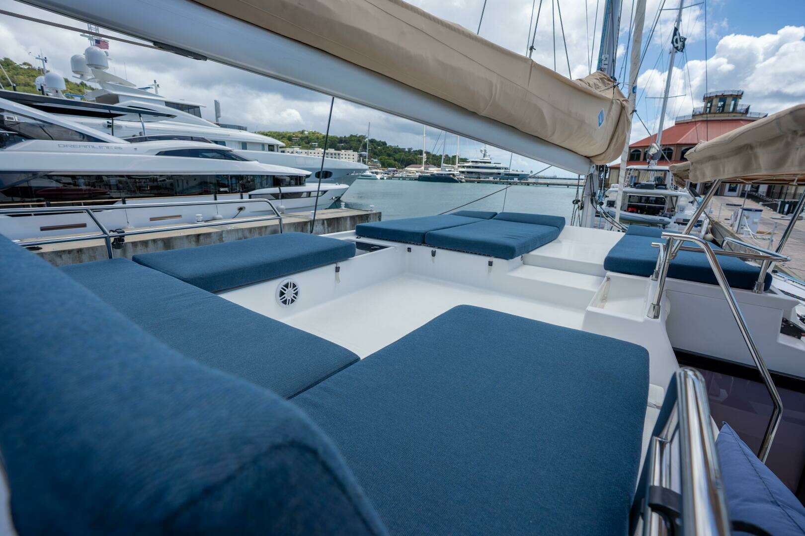 2020 Fountaine Pajot — - Image 19