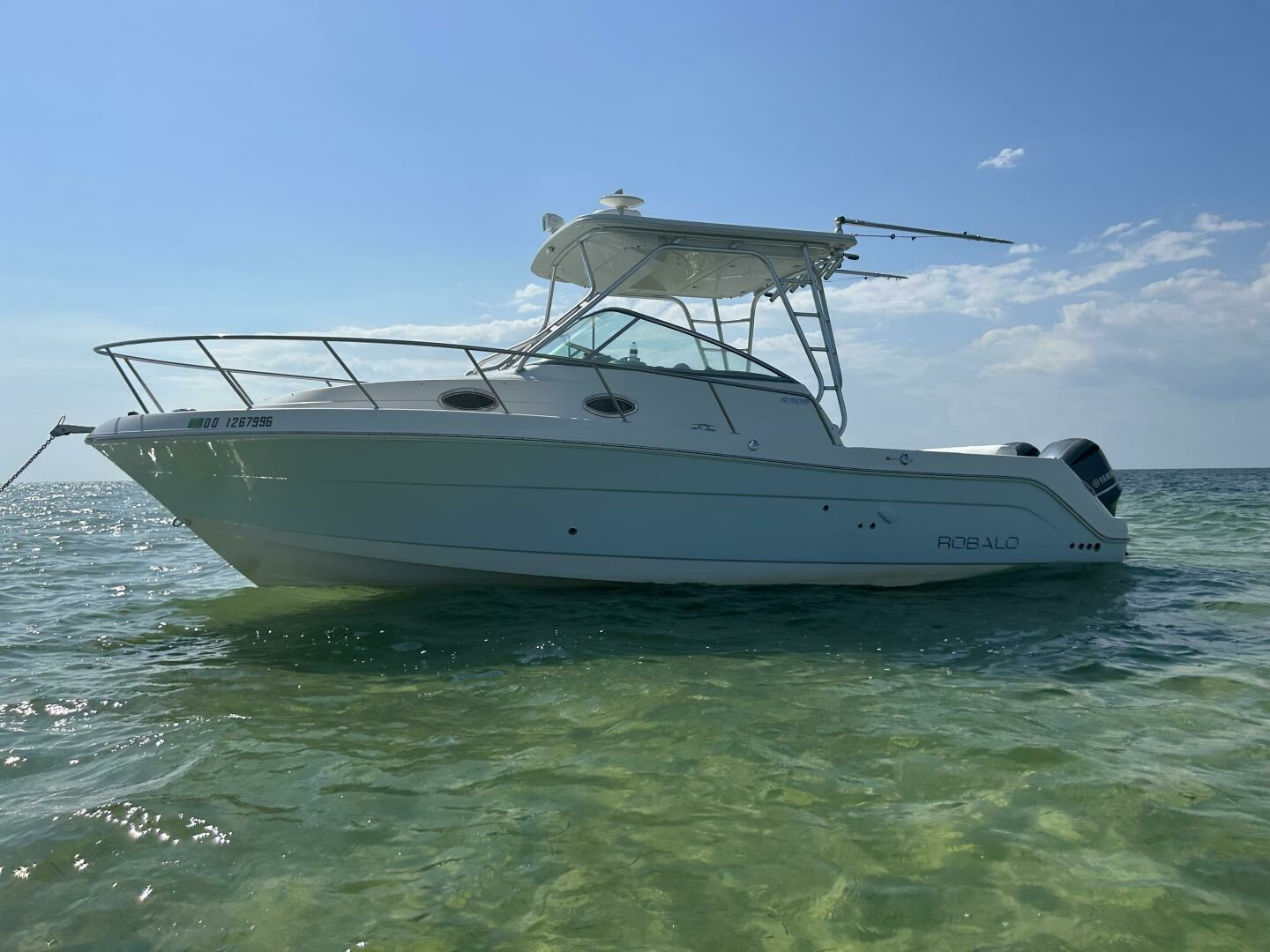 2015 Robalo R305 Walkaround - Image 3