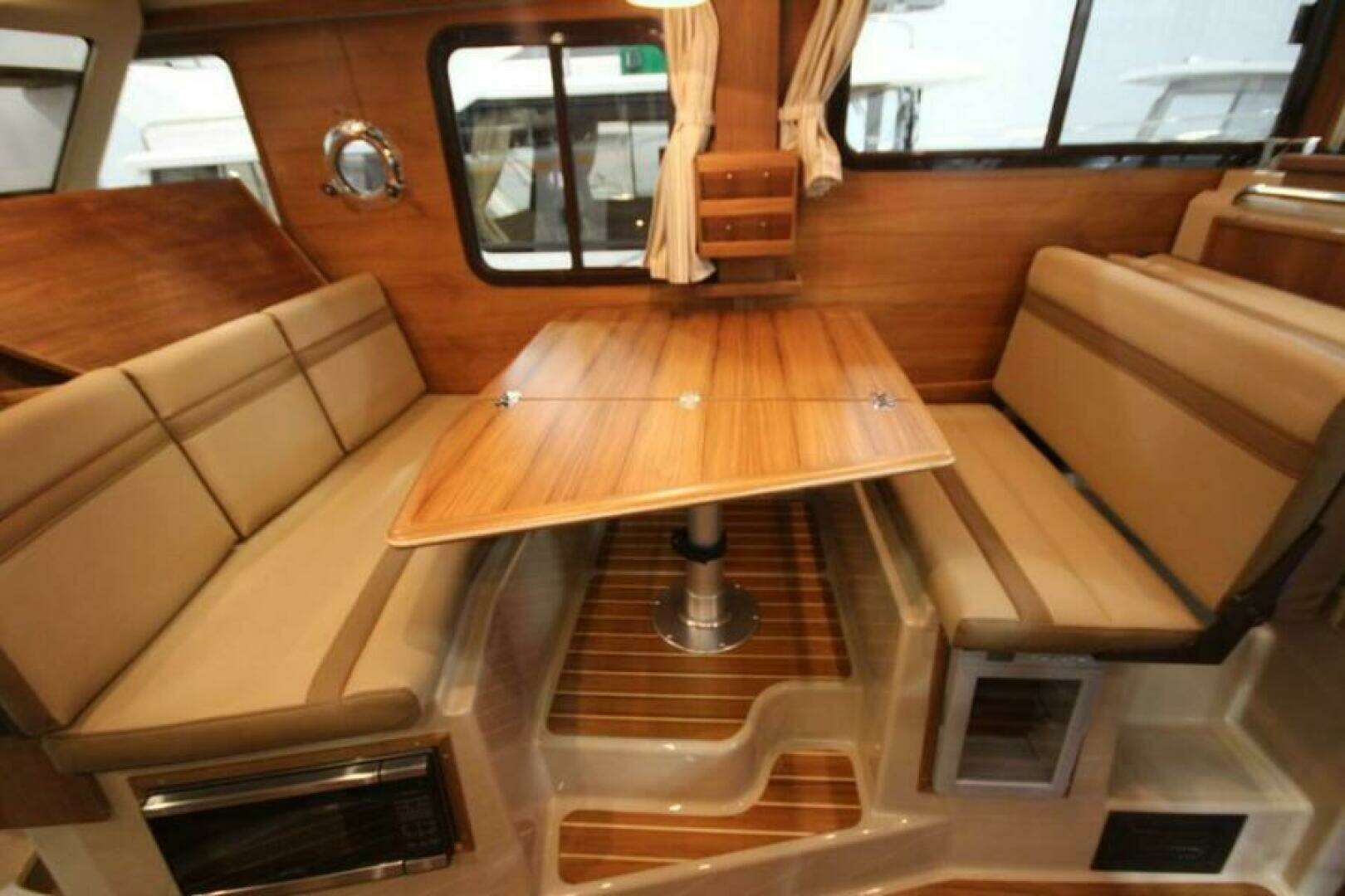 2026 Ranger Tugs R-31 Command Bridge Luxury Edition - Image 93