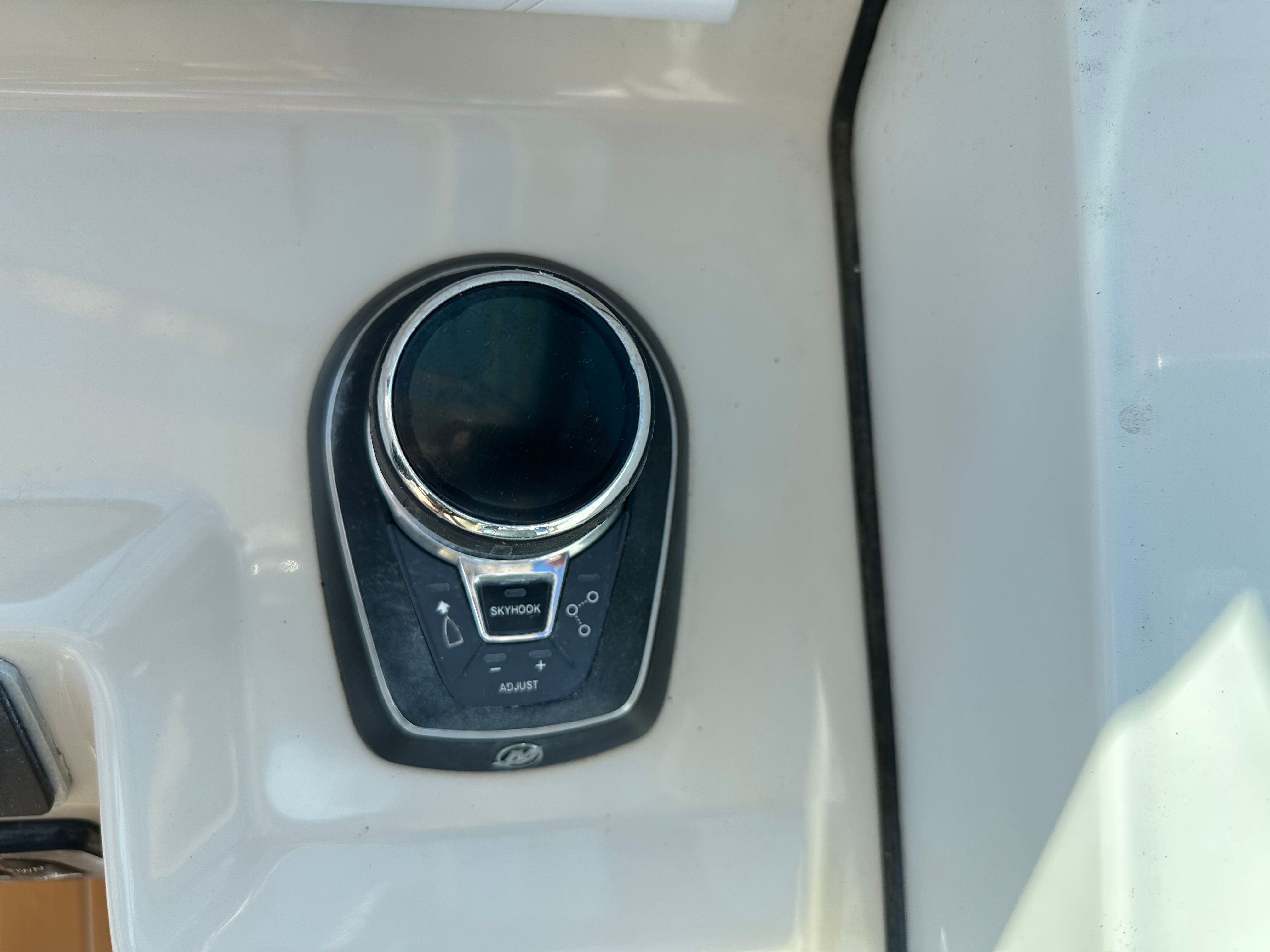 2017 Boston Whaler 270 Vantage - 18