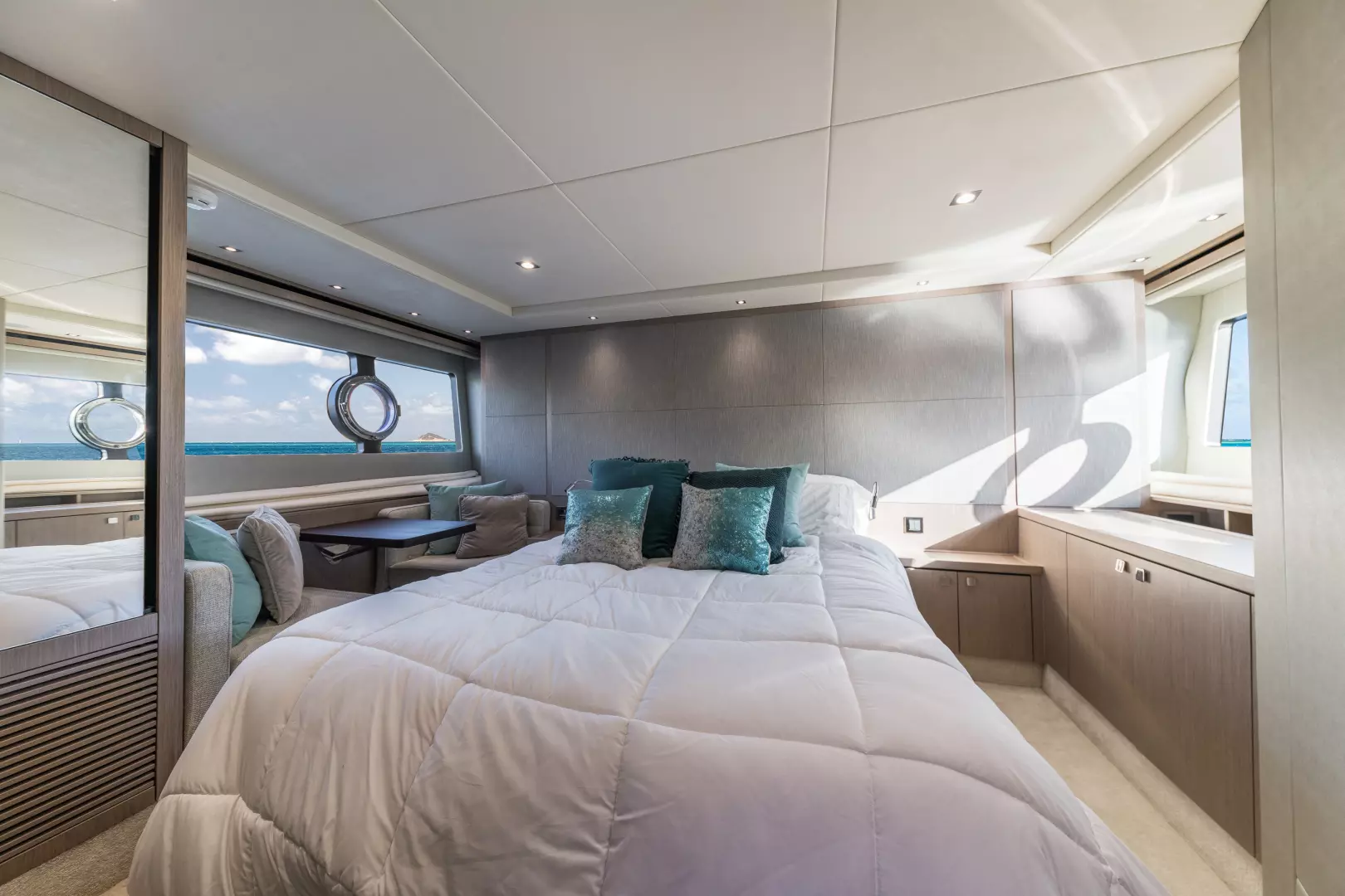 2017 Sunseeker Predator - Image 40