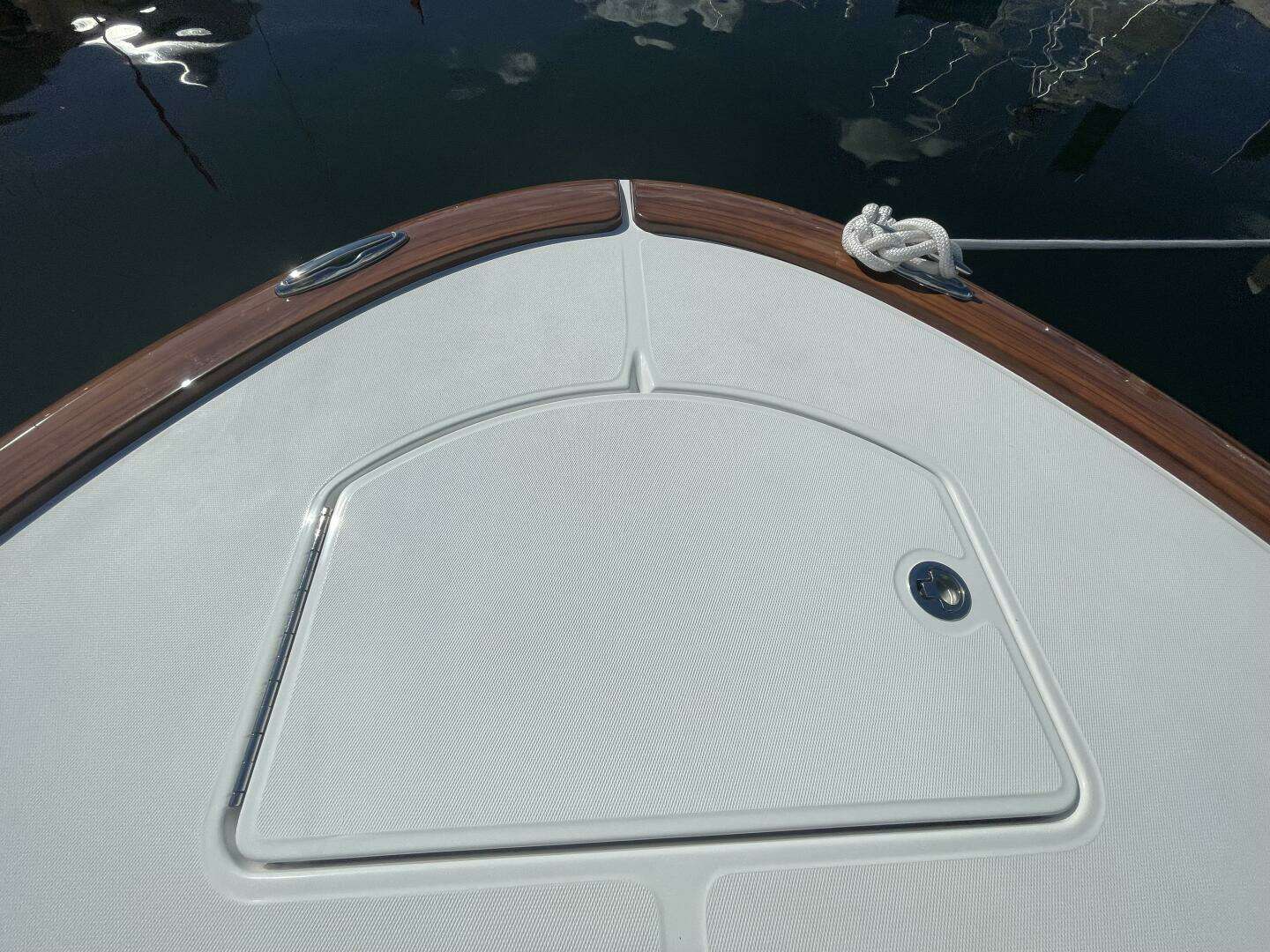 2026 Mag Bay 43 Center Console - Image 75
