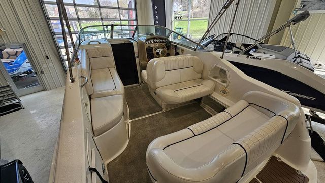 2001 Chaparral Signature 240 - 5