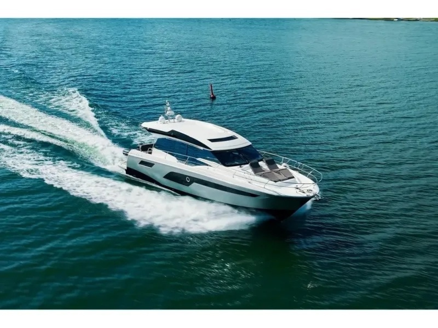 2018 Present Yachts 520S - Image 8