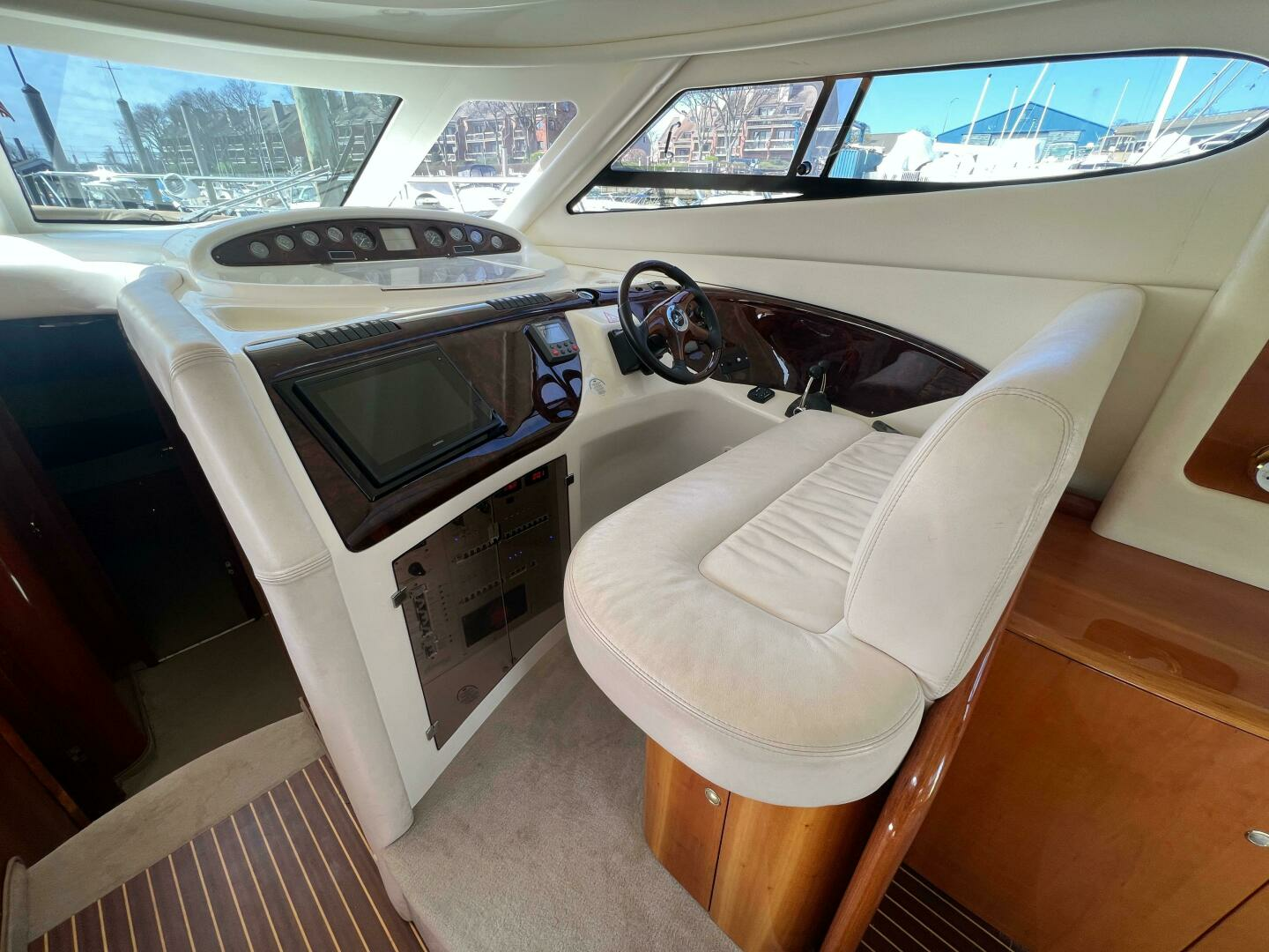 2004 Cranchi Atlantique 48 - Image 15