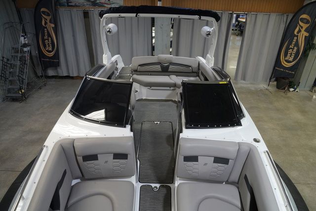 2023 Four Winns HD5 - 11