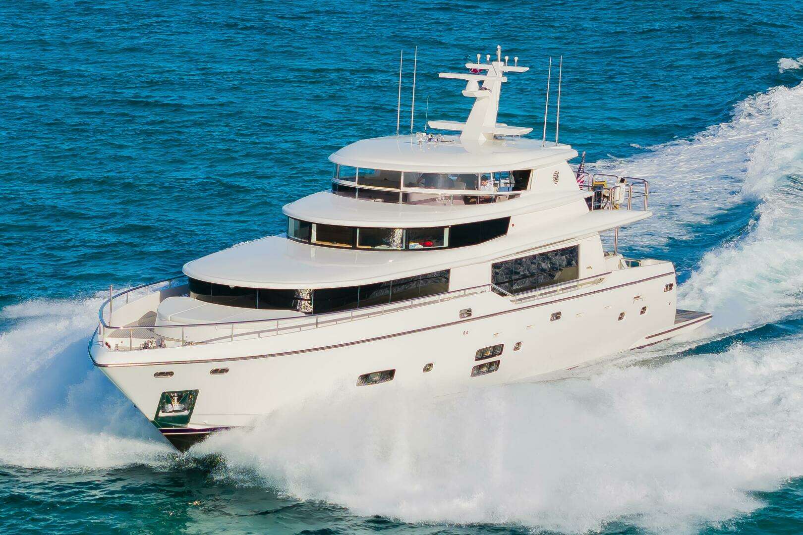 2017 Johnson 93 Flybridge - Image 11