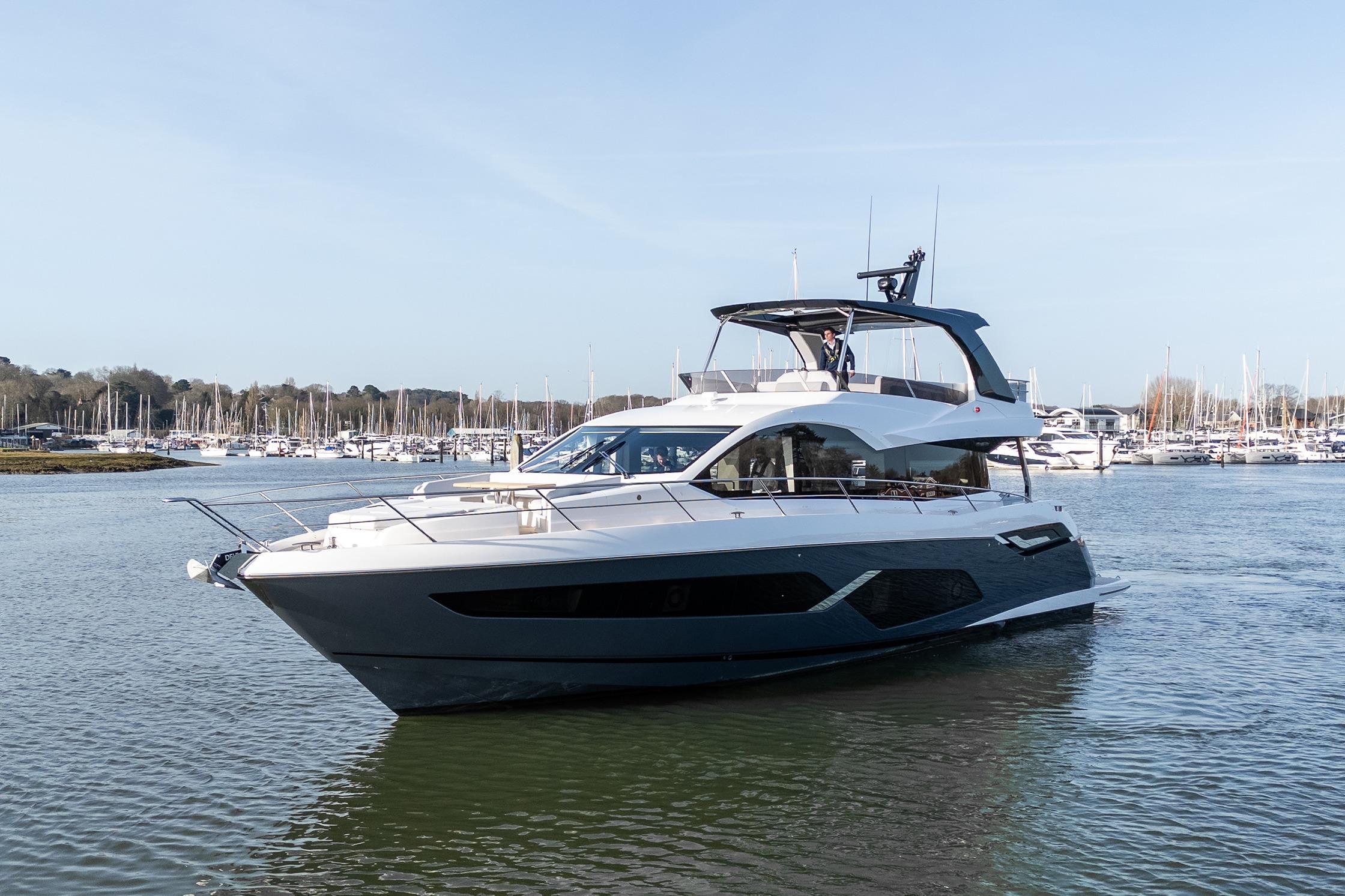 2026 Sunseeker Manhattan 68