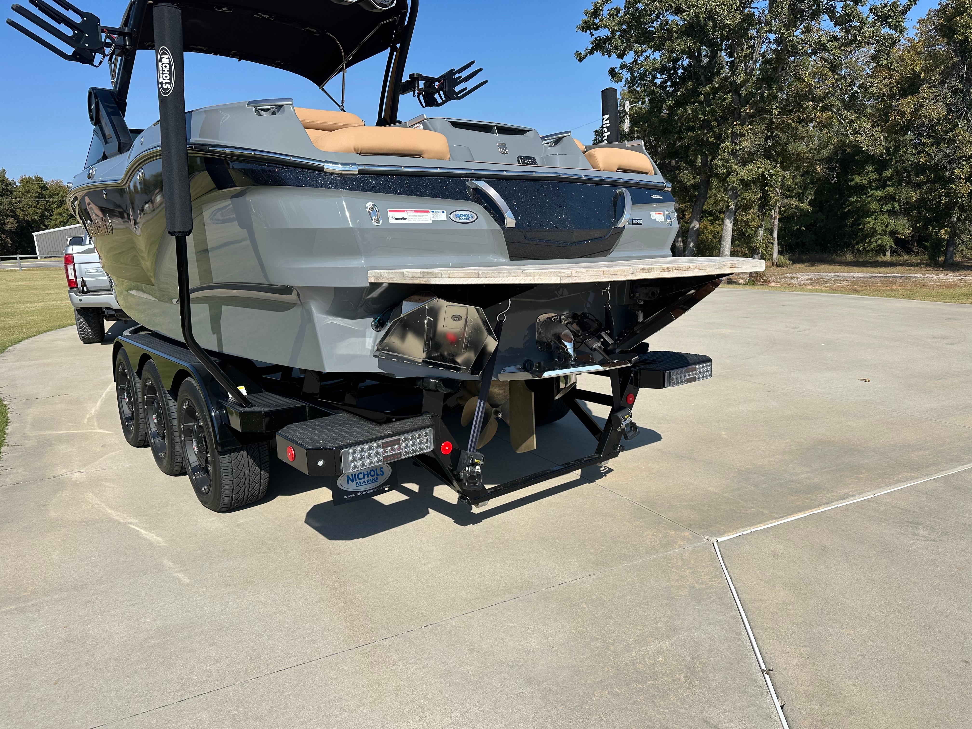 2022 MasterCraft X24 - 6