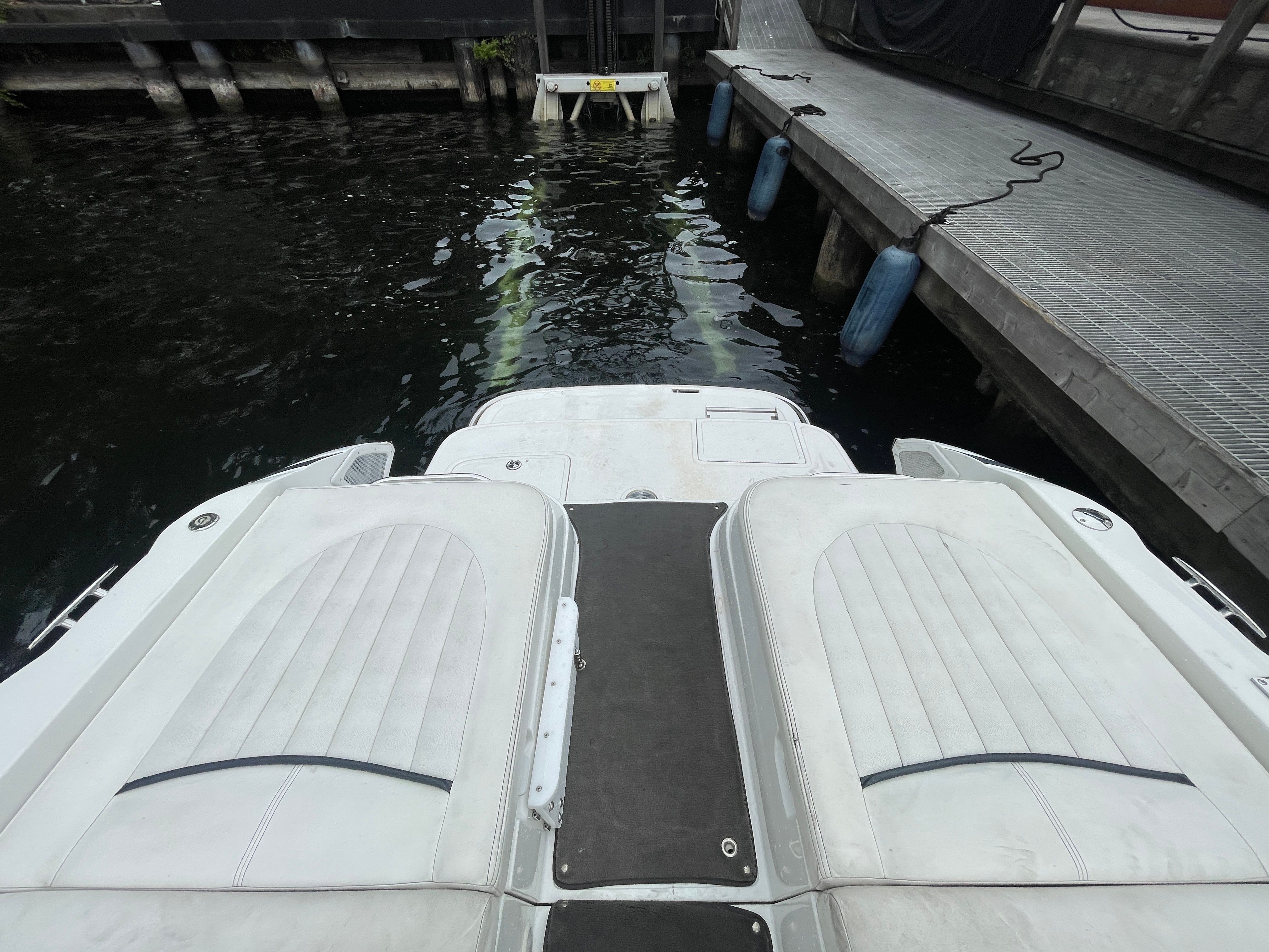 2004 Cobalt 262 - 16