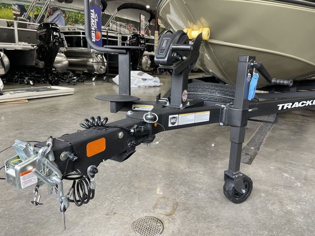 2026 Tracker Savage 215 - 13