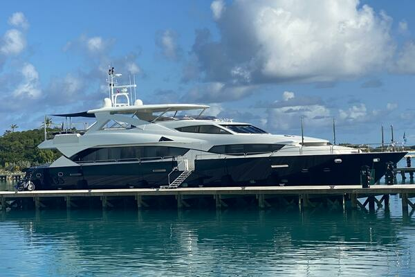 2011 Sunseeker 34M