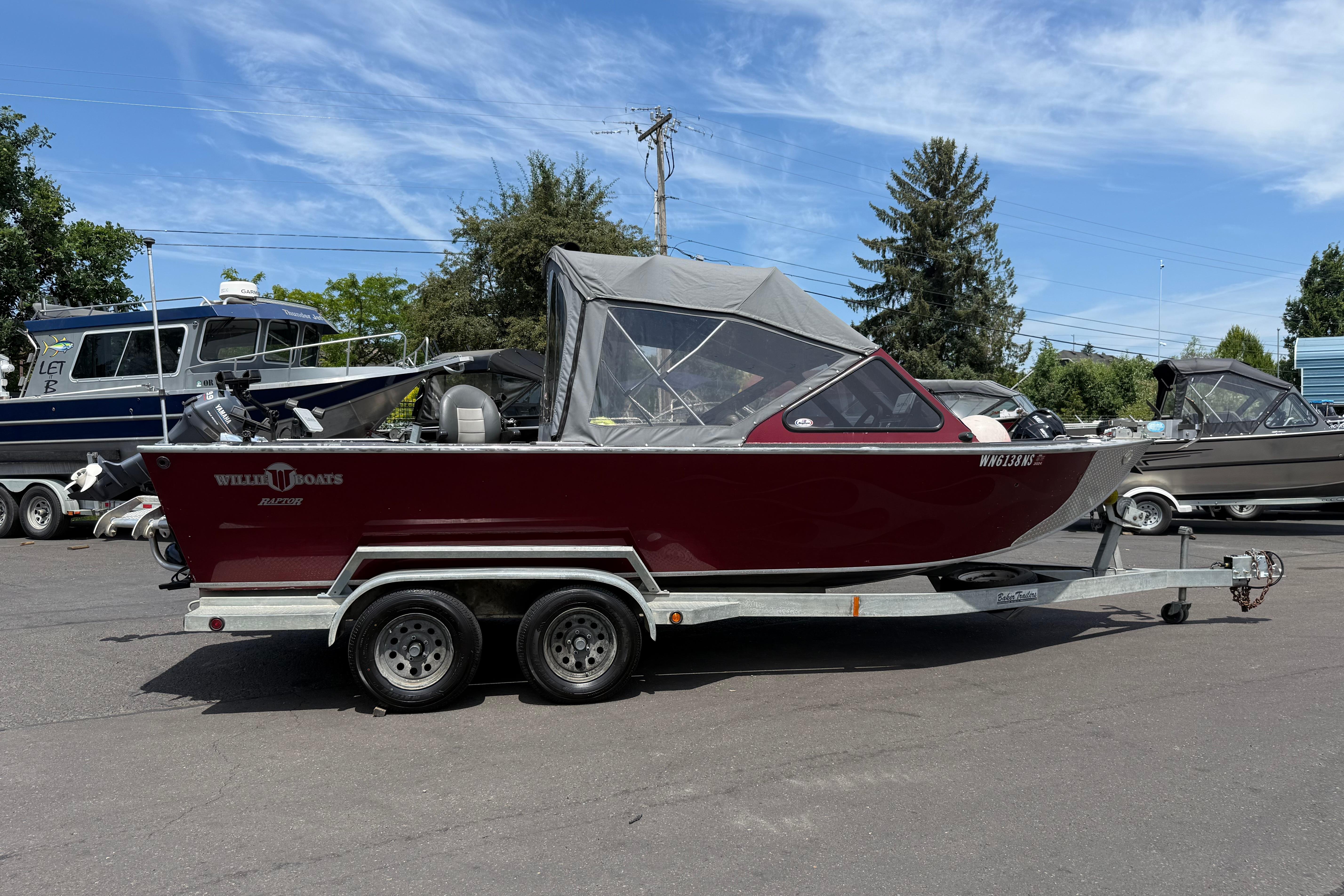 2005 Willie Boats Raptor 21'