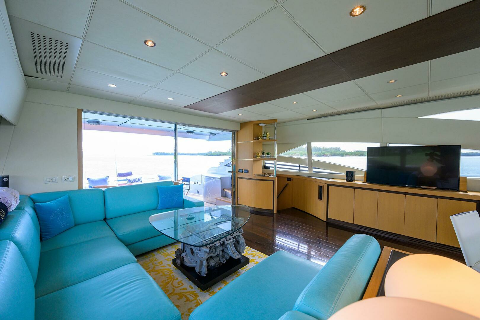 2009 Pershing 90 Express - Image 11