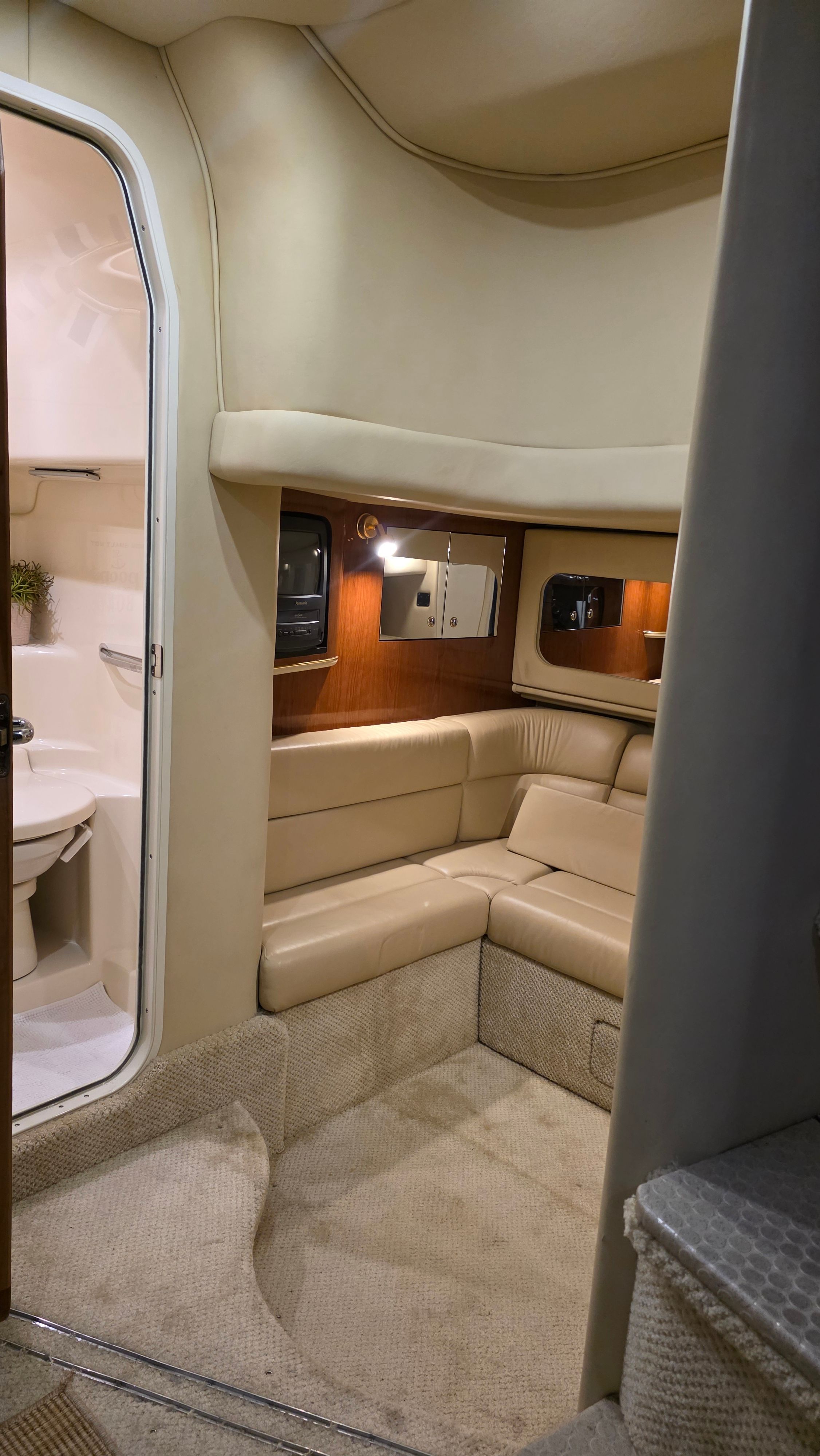 2002 Sea Ray 410 Sundancer - 21
