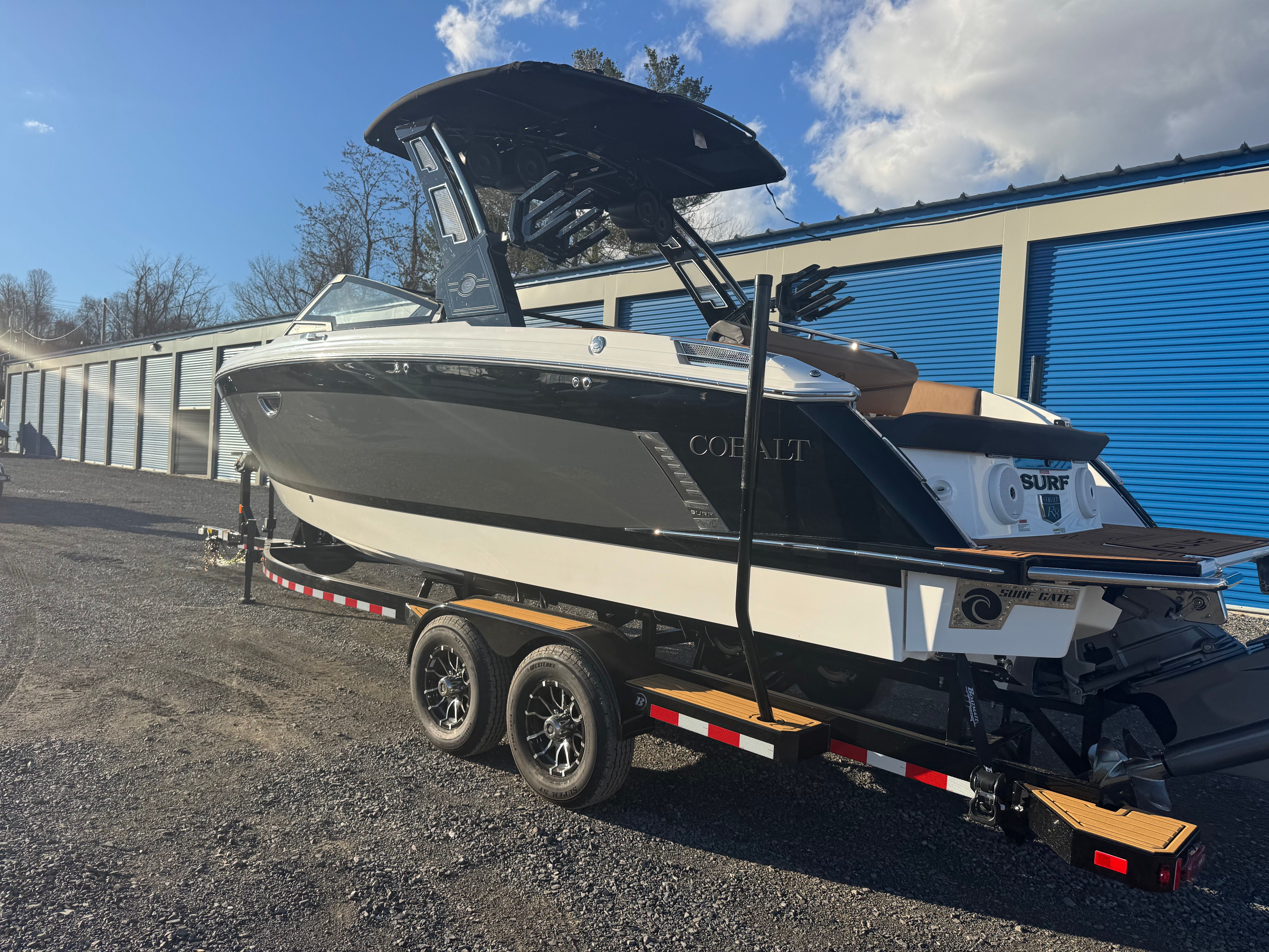 2026 Cobalt R8 Surf - 16