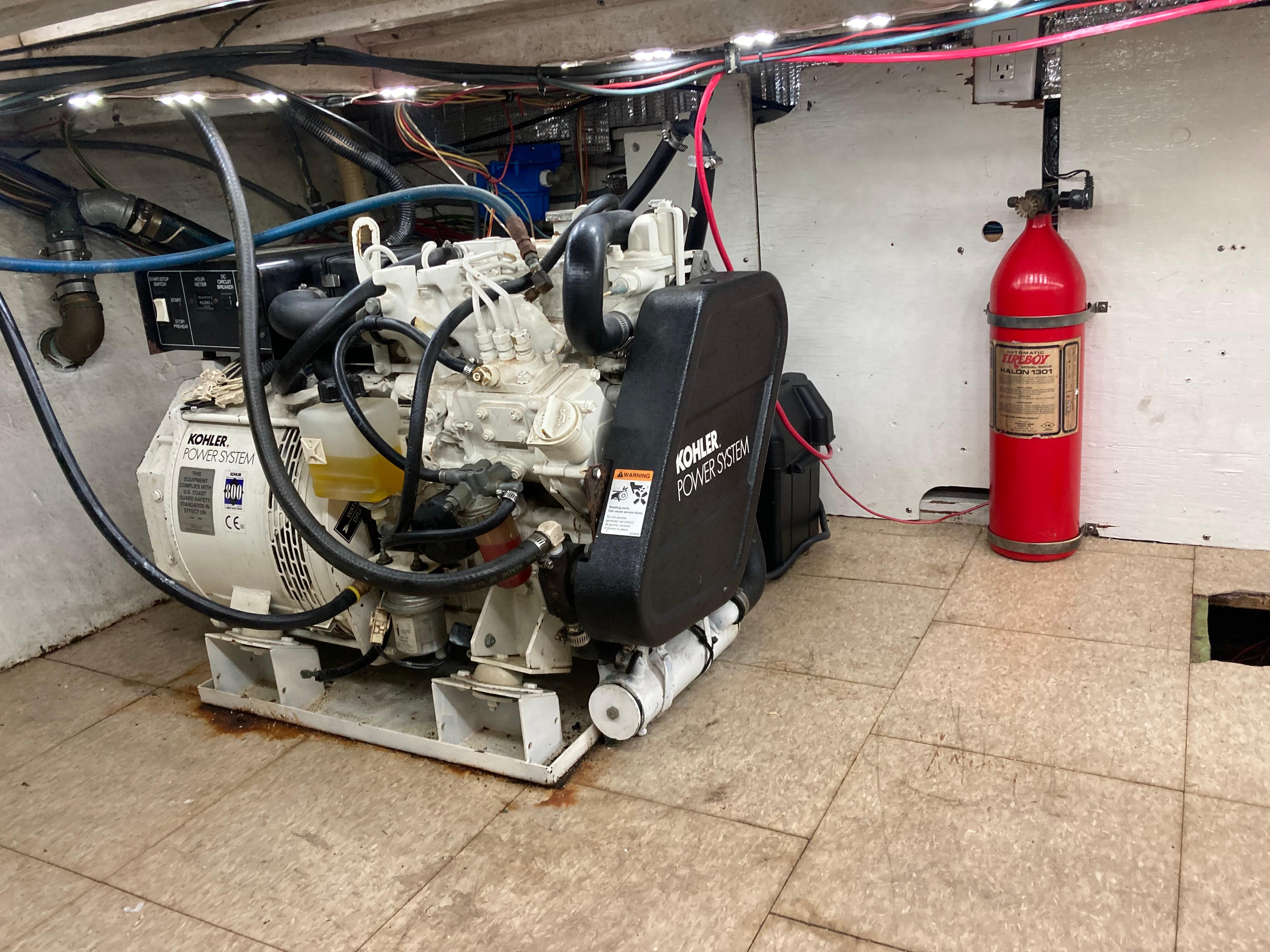 1983 Blackfin 39 - 22