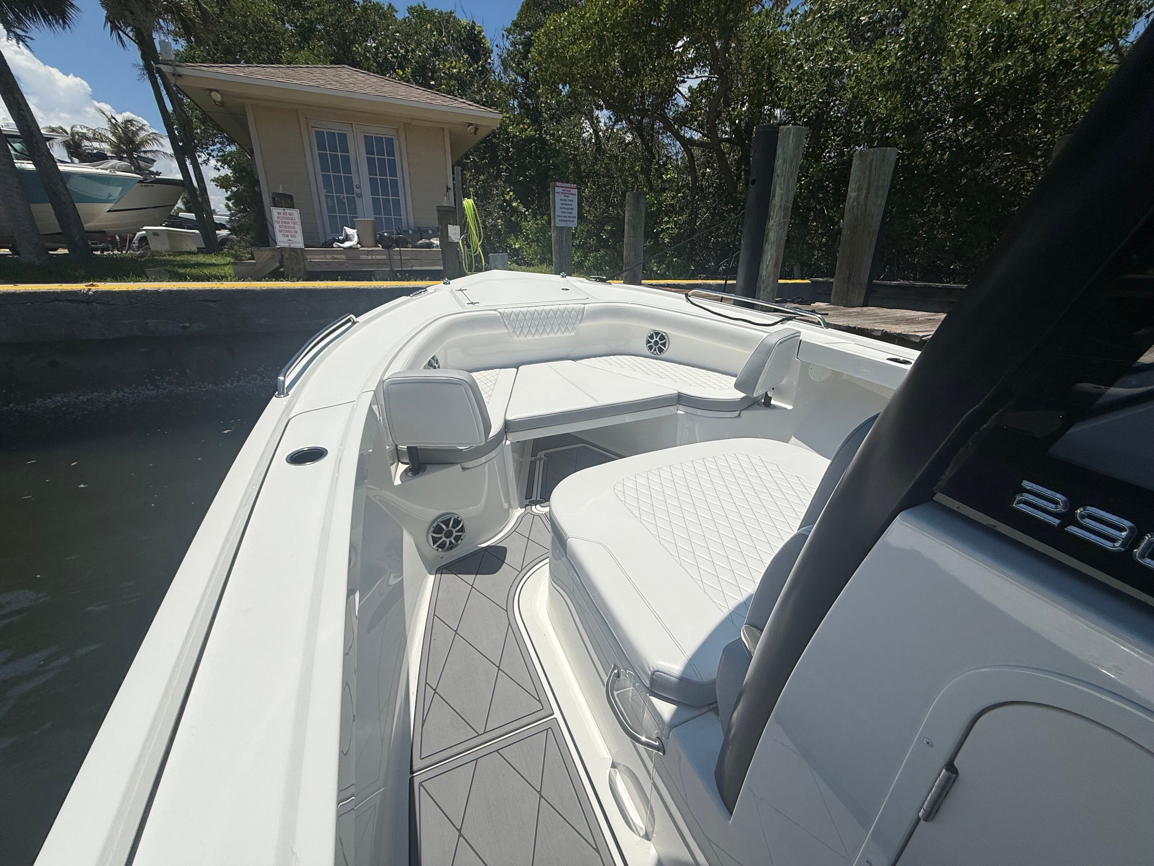 2025 PARKER 2900 CC - Image 17