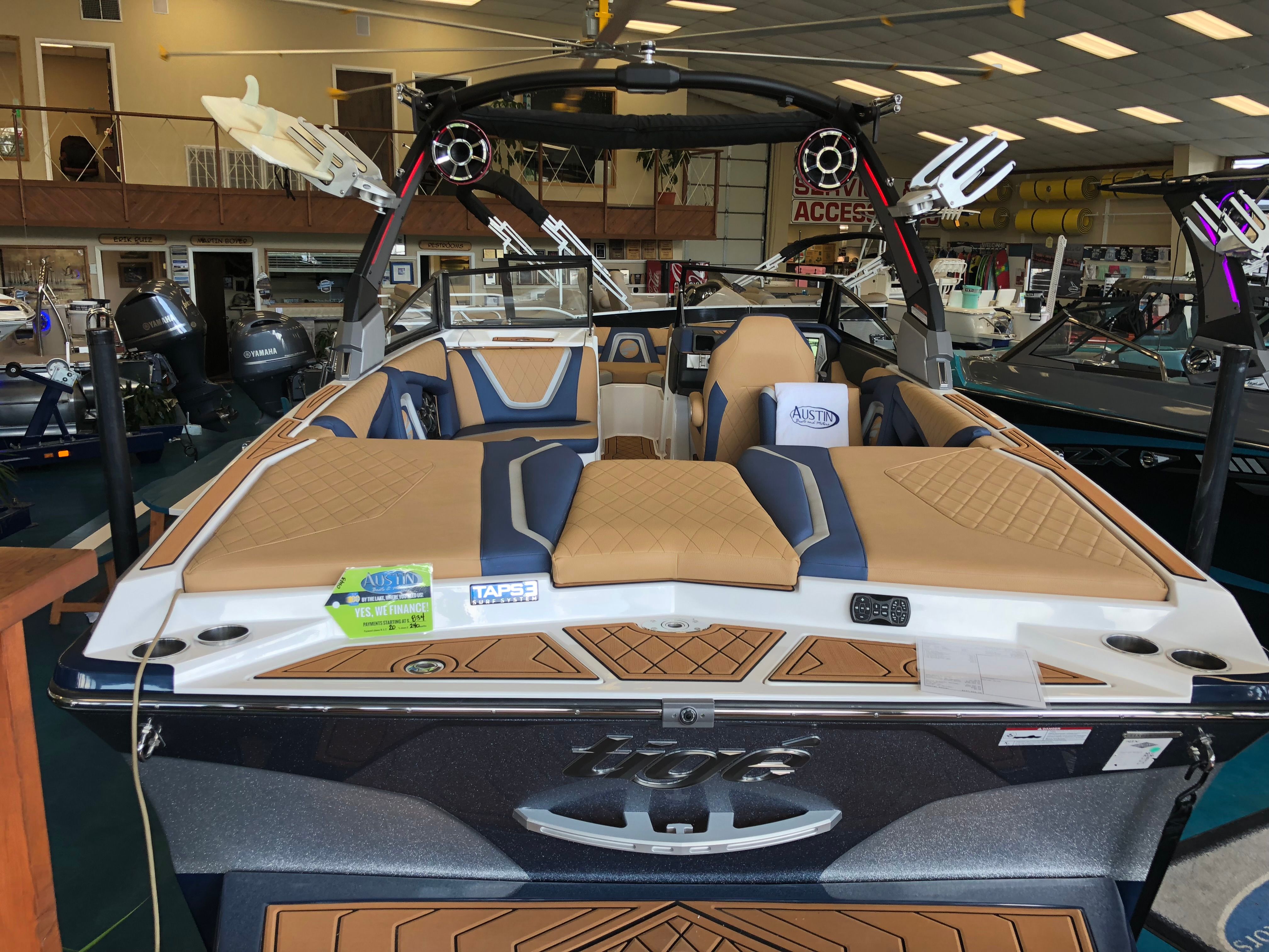 2018 Tigé RZX2 - 13