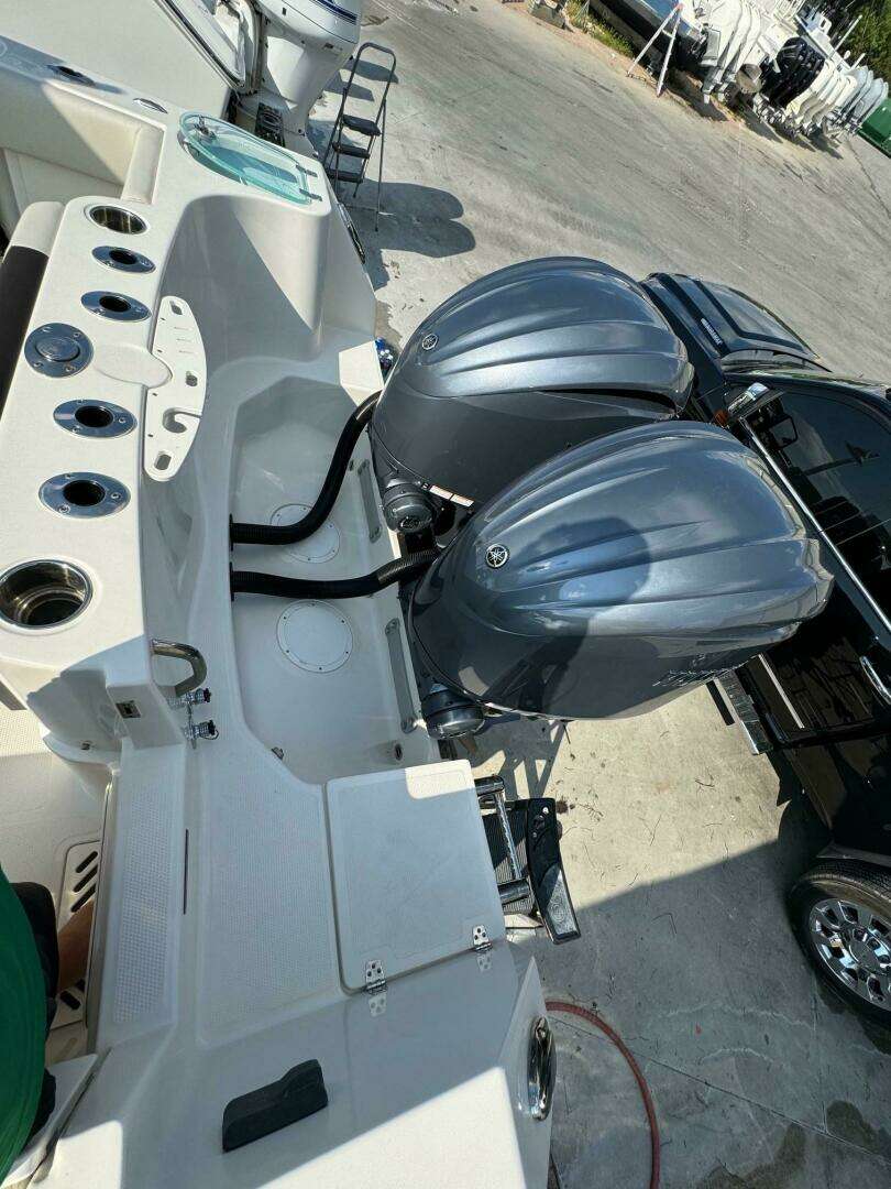 2023 Sailfish 290CC - Image 11