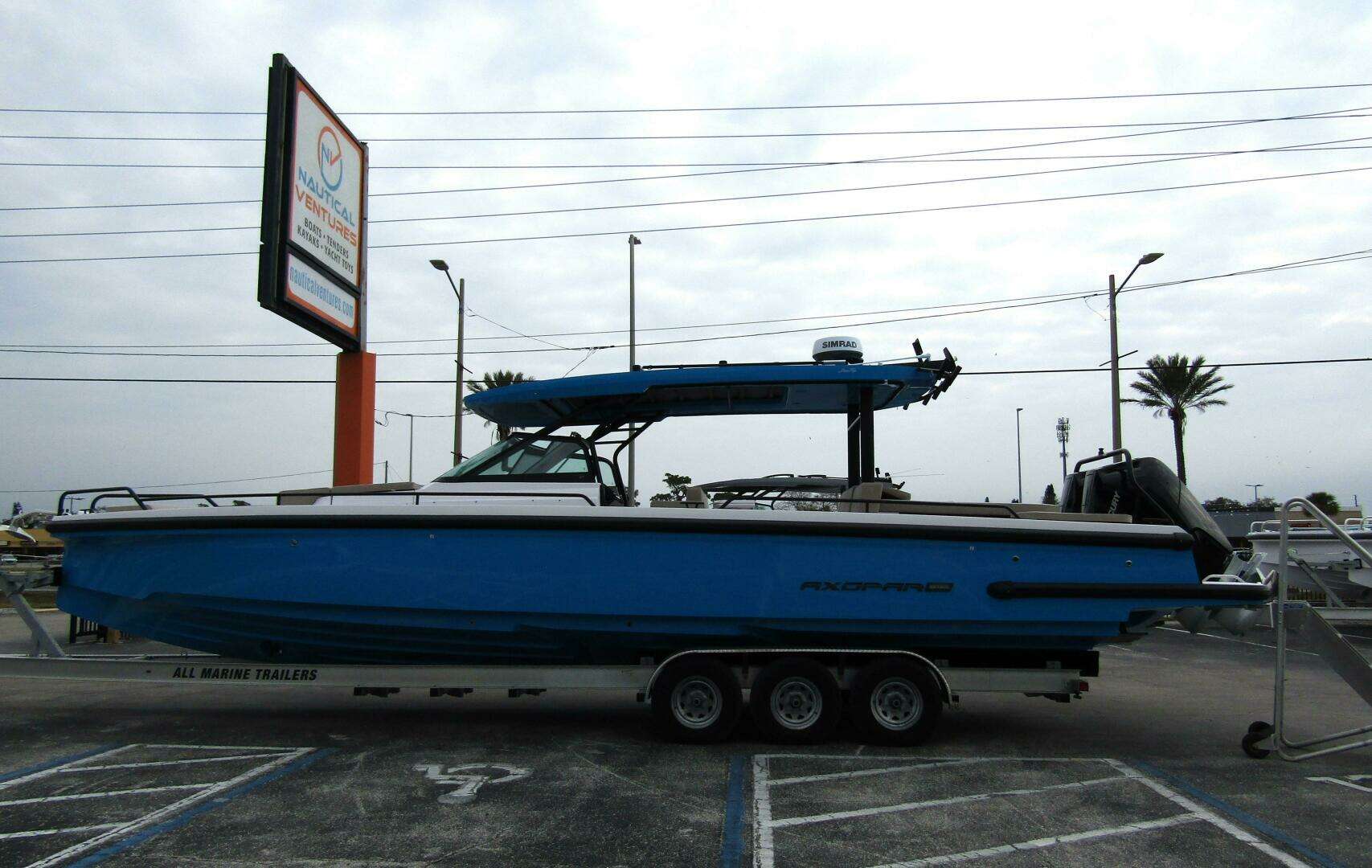 2024 Axopar 37 Sun Top - Image 4