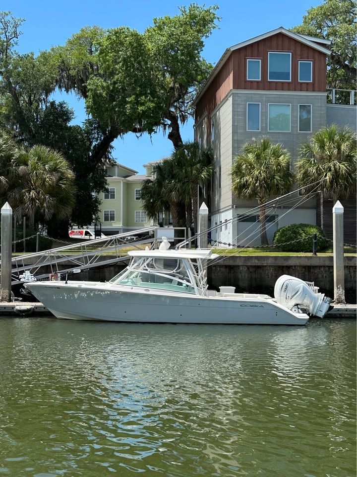 2021 Cobia 330 Dual Console