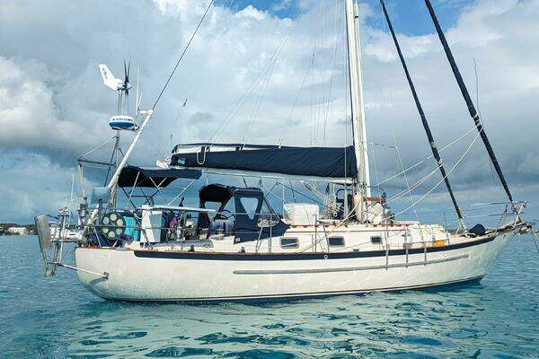 1995 Pacific Seacraft 37