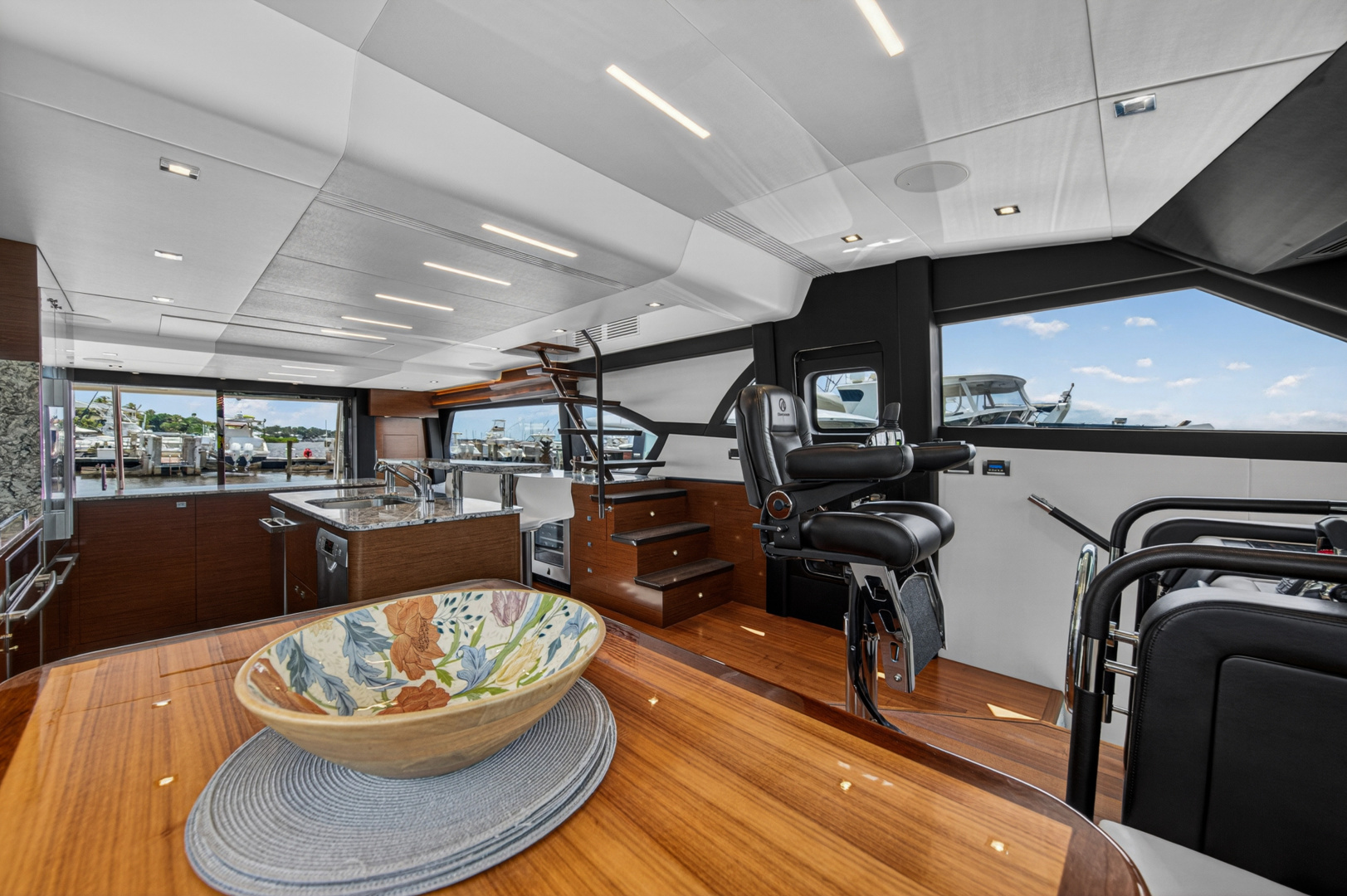 2021 Ocean Alexander 70E - Image 43