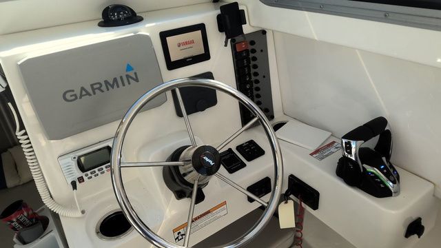 2025 Parker 2420 Sport Cabin - 8