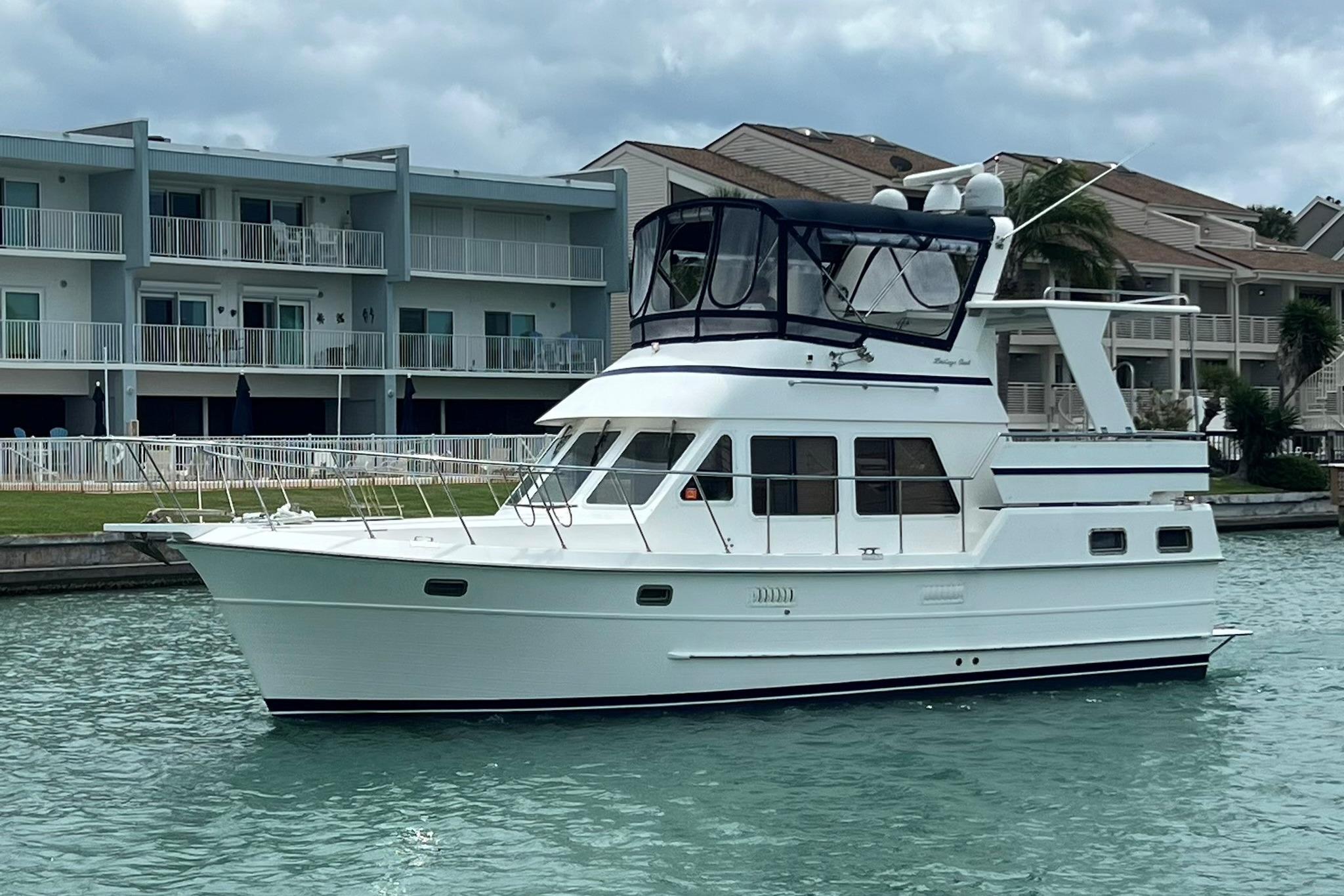 2007 Heritage East Sundeck Trawler