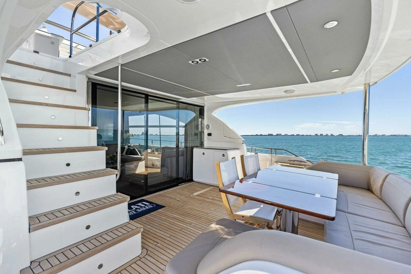 2018 Princess Y75 Motor Yacht - Image 53