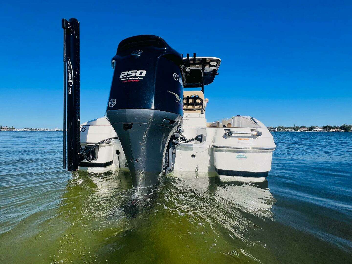 2020 NauticStar 251 Hybrid - Image 11