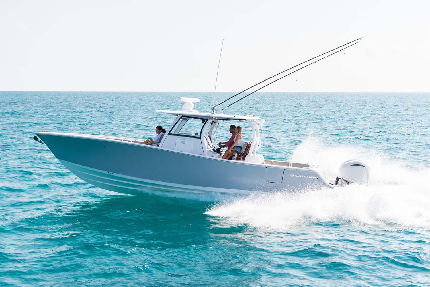 2026 Sportsman Open 352 Center Console