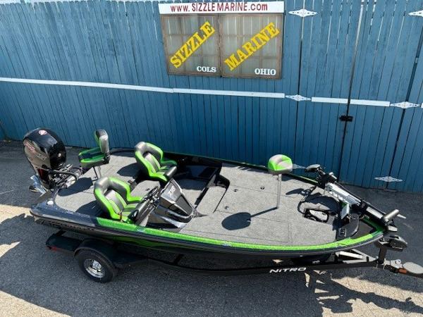 2025 Nitro Z18 Pro fishing boat with green accents at Sizzle Marine, Ohio.