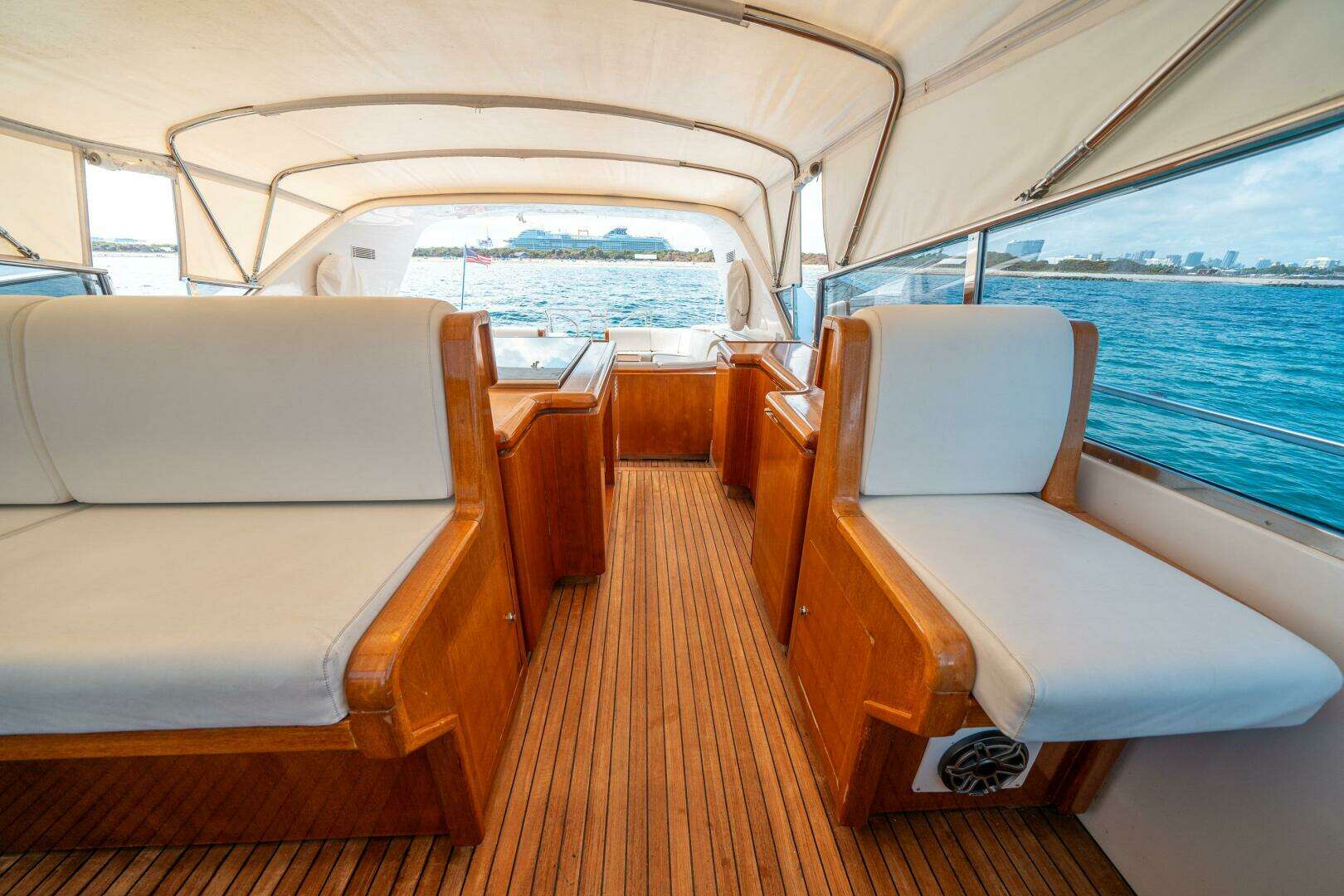 2001 Mangusta 80 - Image 24