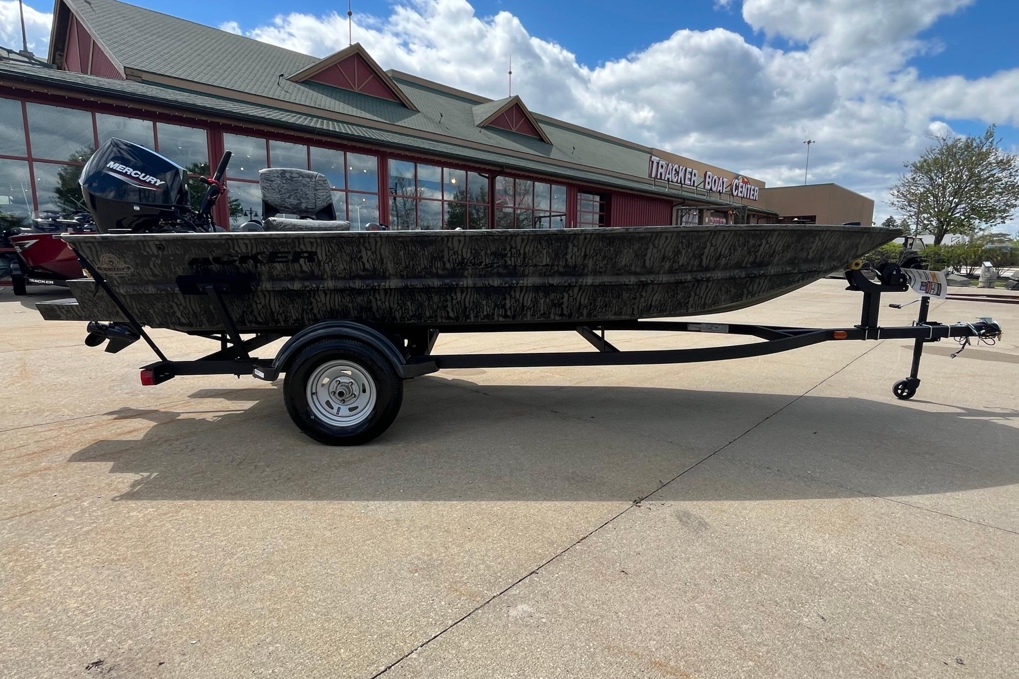 2026 Tracker Grizzly 1654 T Sportsman