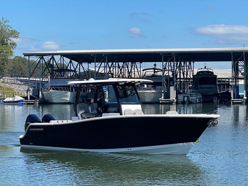 2025 Sportsman Open 282 Center Console - 57