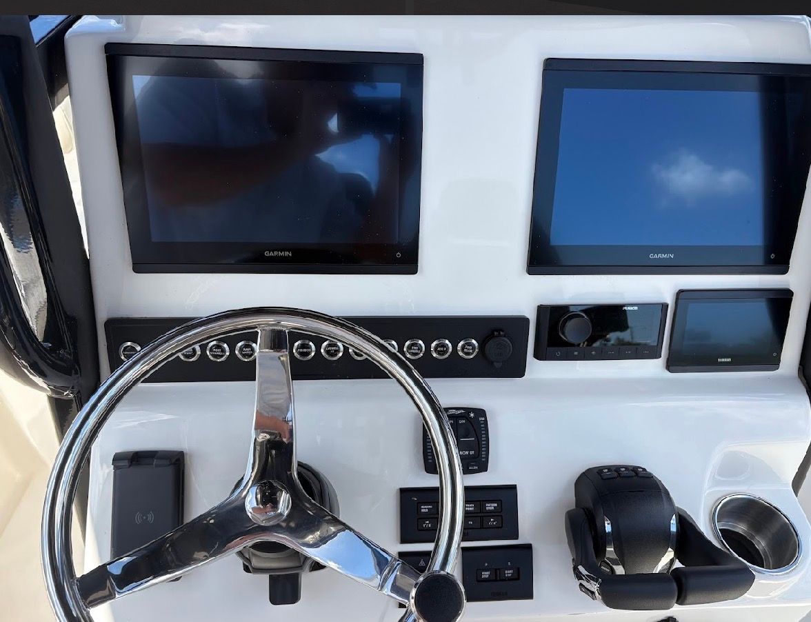2026 Key West 244 Center Console - 16